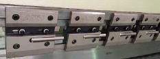 BOMEI HPB-P 200/3200  Быстросъемный зажим (опция) Для ускорения процесса смены инструмента имеется возможность комплектования пресса быстросъемным зажимом инструмента стандарта Promecam (опция) 