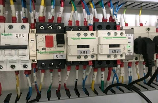 OREE LASER FM3015A 6000W RAYCUS  Электронные компоненты Schneider/OMRON 